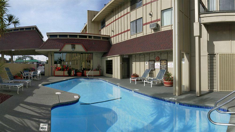 Red Lion 3*