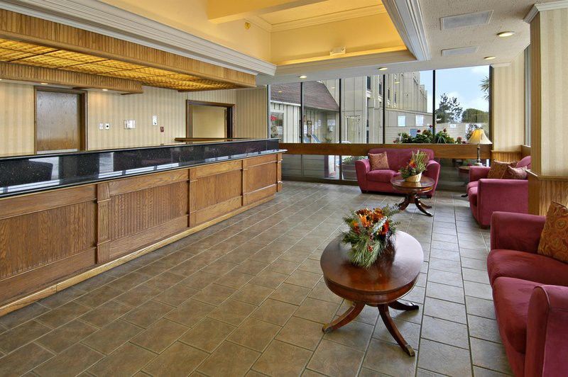 Red Lion Motel 3*