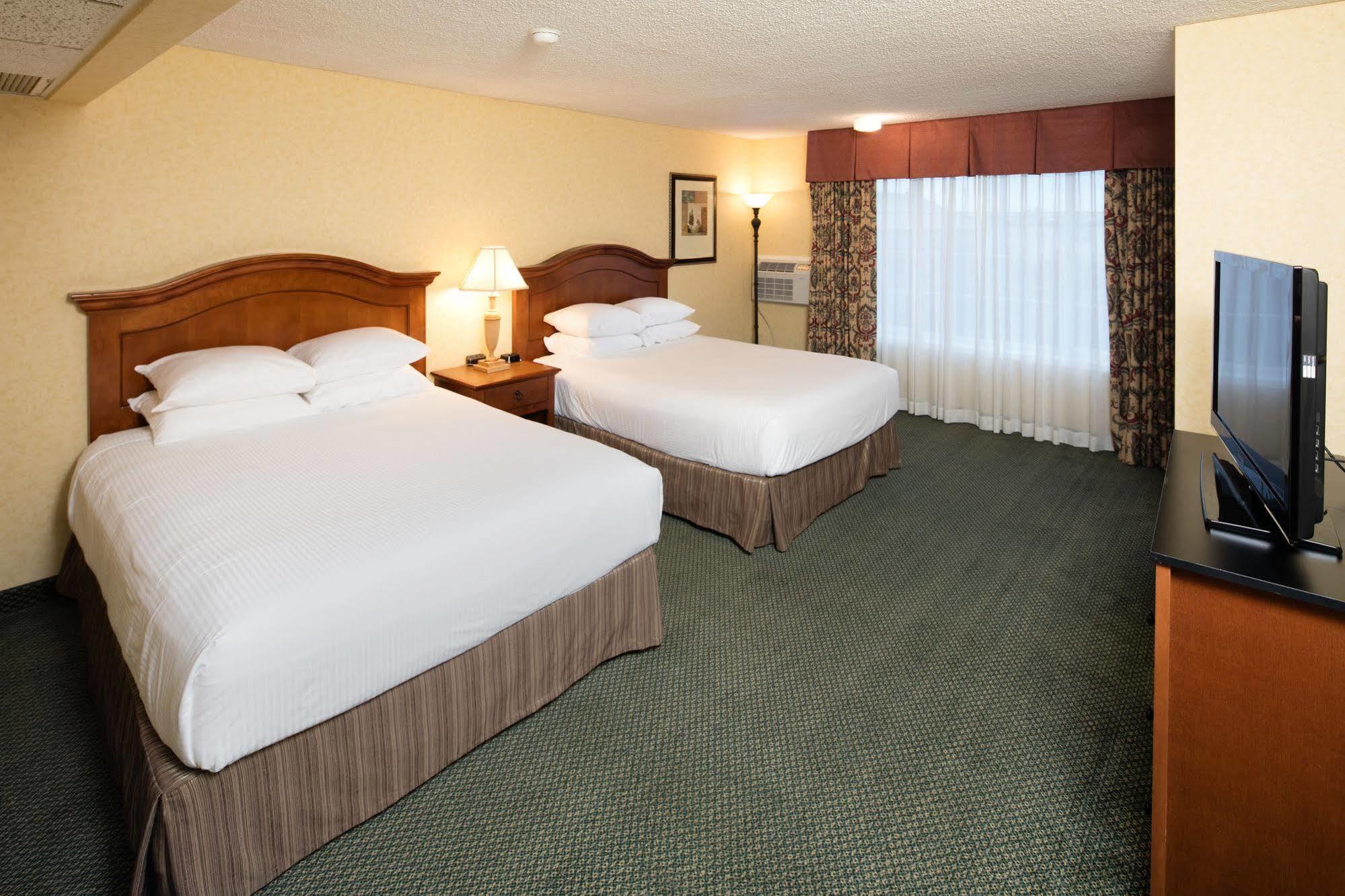 Red Lion Motel 3*