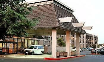 Red Lion Motel Eureka